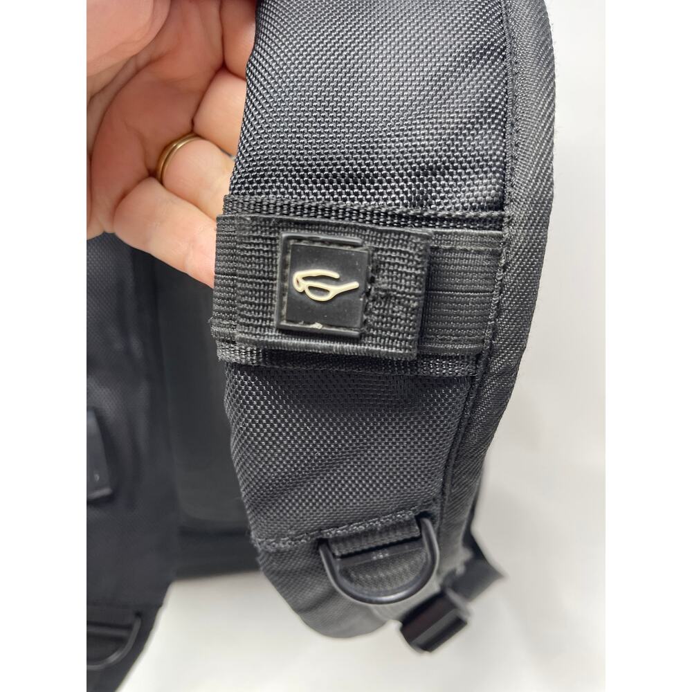 Targus 15" Revolution Checkpoint-Friendly Audio Notebook Backpack - Picture 7 of 12